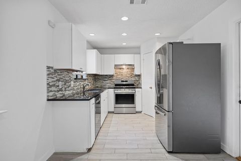 Tiny photo for 11615 Prairie Hen LN, Austin, TX 78758 (MLS # 6741559)