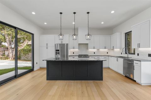 Tiny photo for 818 Stark ST #A, Austin, TX 78756 (MLS # 4343964)