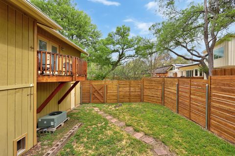 Tiny photo for 2001 Breeze HOLW, Austin, TX 78741 (MLS # 5953607)