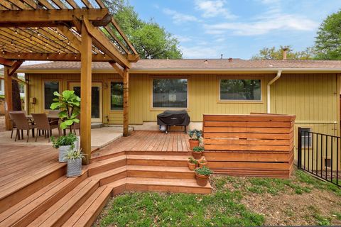 Tiny photo for 2001 Breeze HOLW, Austin, TX 78741 (MLS # 5953607)