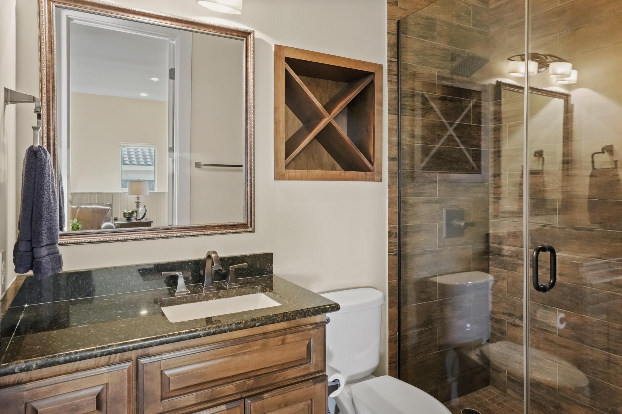 Austin, Texas 78732, United States, 4 Bedrooms Bedrooms, ,5 BathroomsBathrooms,Residential,Pending,49030