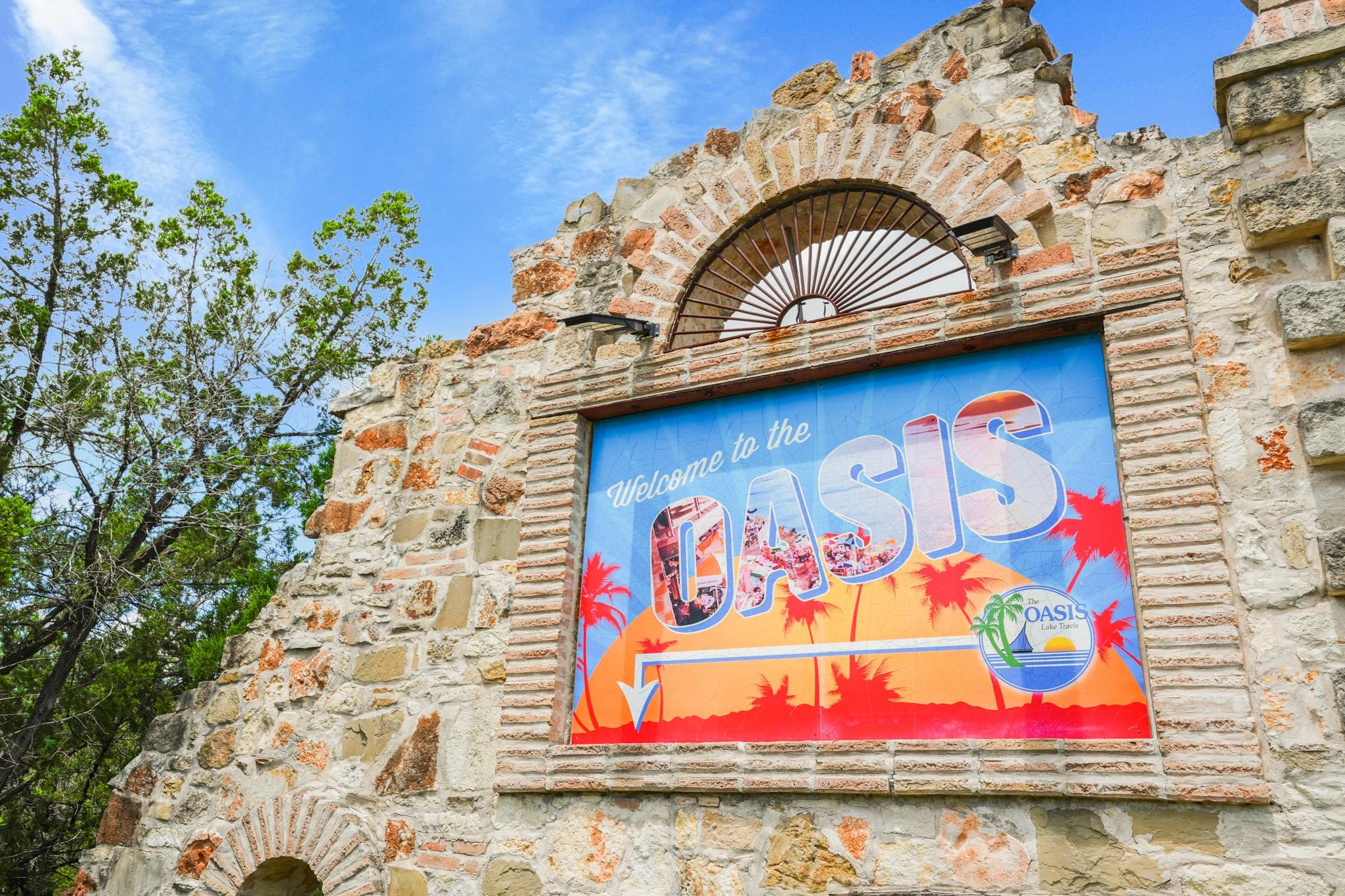 Austin, Texas 78732, United States, 4 Bedrooms Bedrooms, ,5 BathroomsBathrooms,Residential,Pending,49030