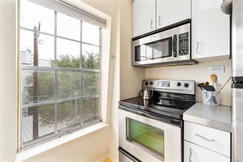 Tiny photo for 300 Crockett ST #302, Austin, TX 78704 (MLS # 4411303)