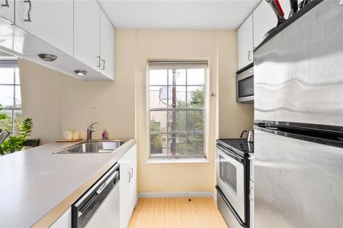 Tiny photo for 300 Crockett ST #302, Austin, TX 78704 (MLS # 4411303)