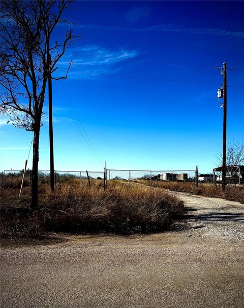 Photo of 776 Pebblestone RD, Dale, TX 78616 (MLS # 9807460)