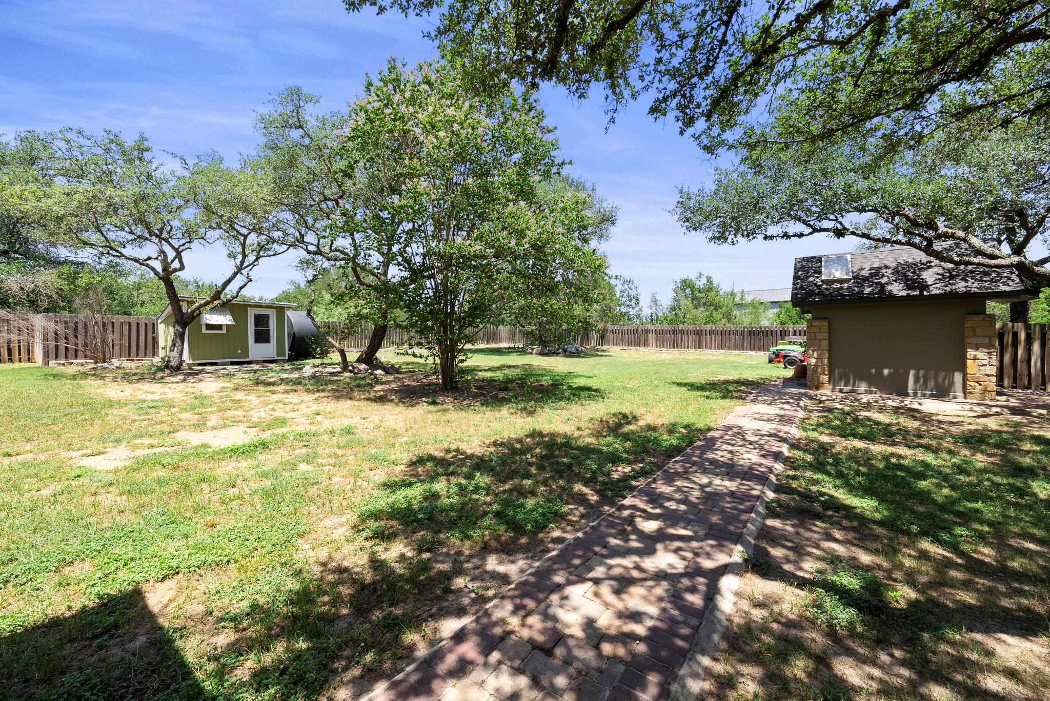 126 Foxwood TRL