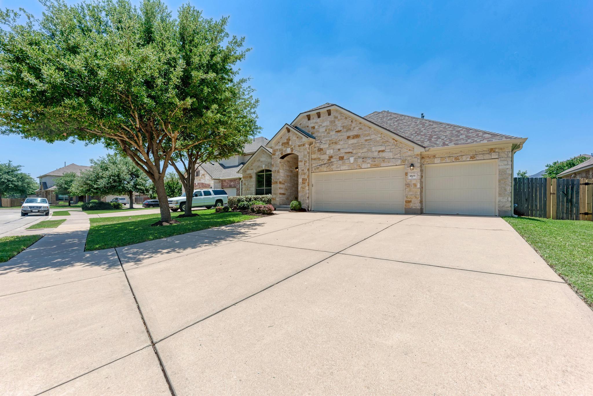 1803 Valle Verde DR