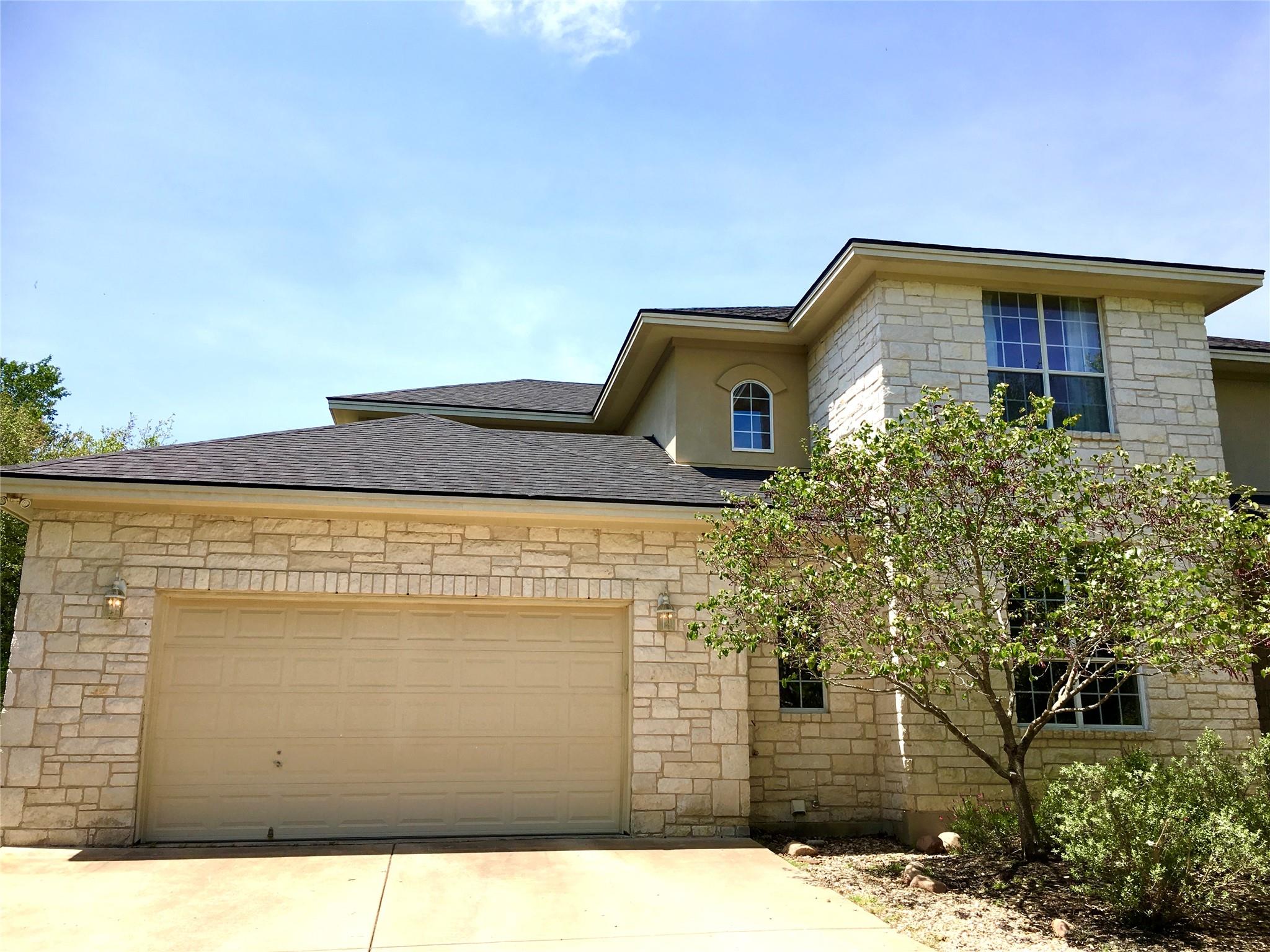 210 Amandas WAY