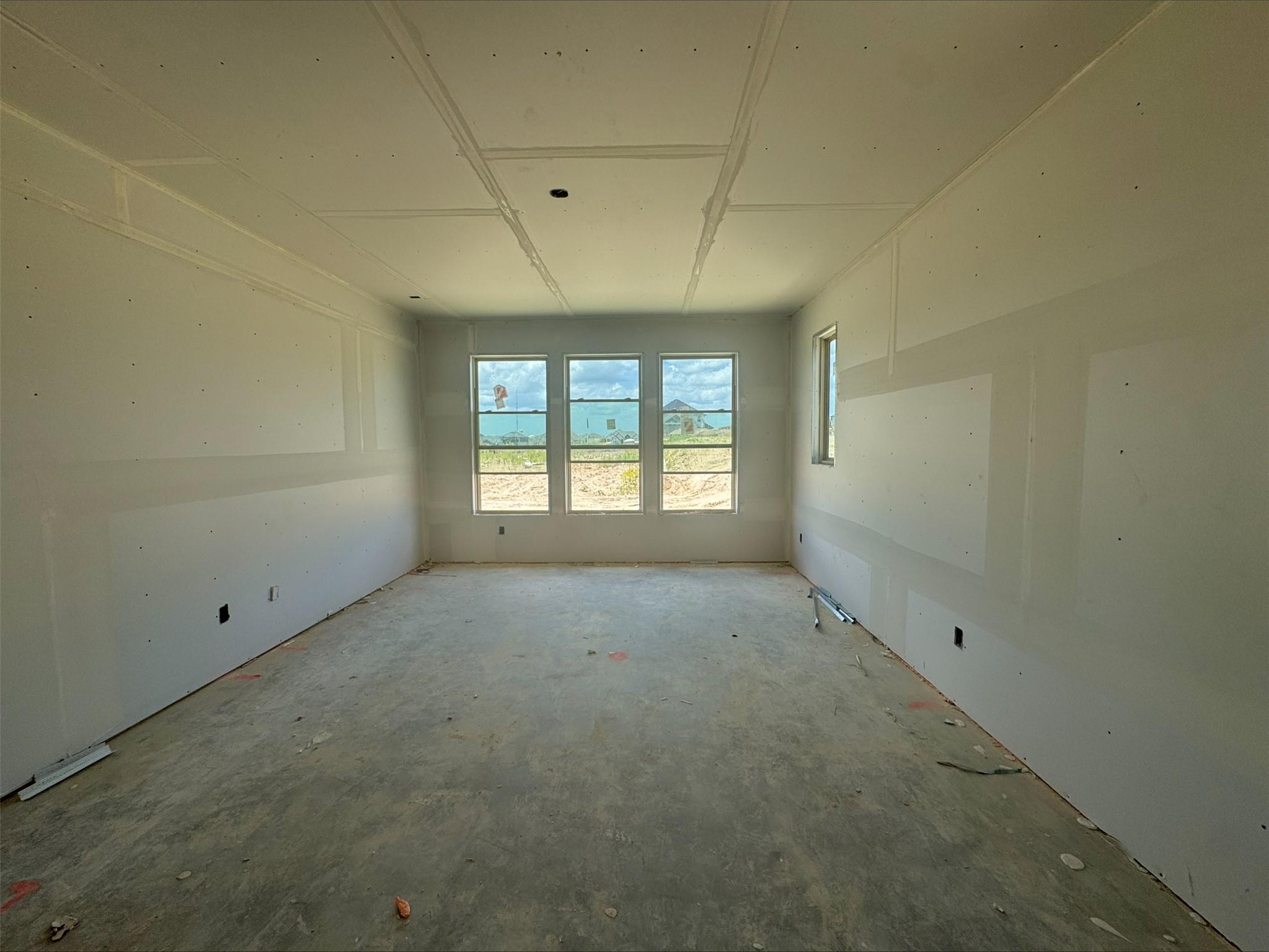 285 Rubber Tree WAY