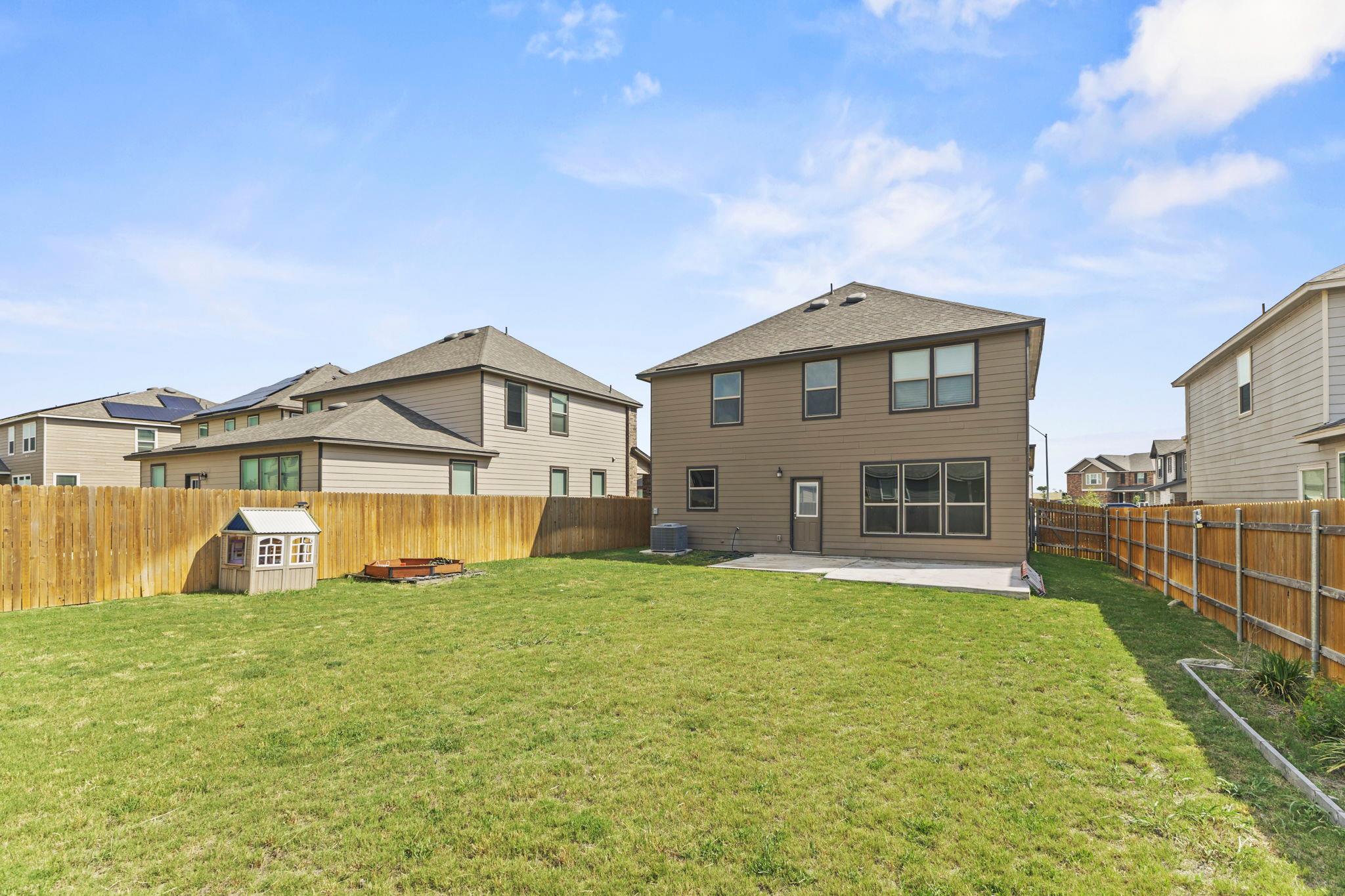 18517 Spotted Eagle LN