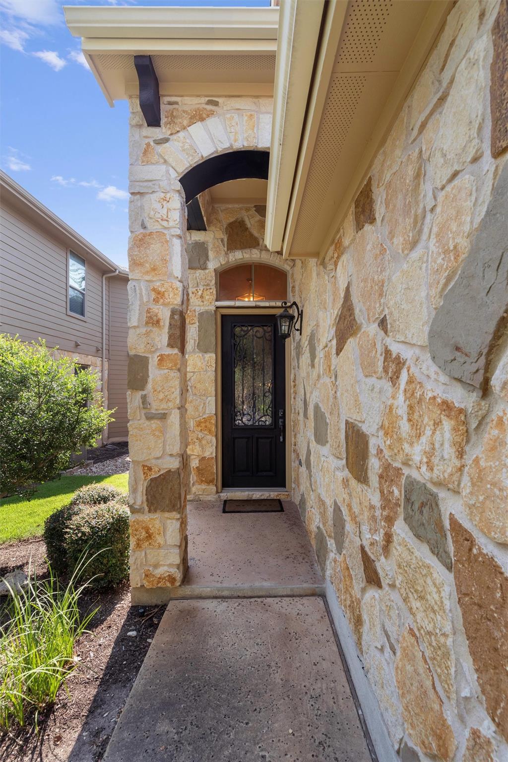 9404 Solana Vista LOOP A