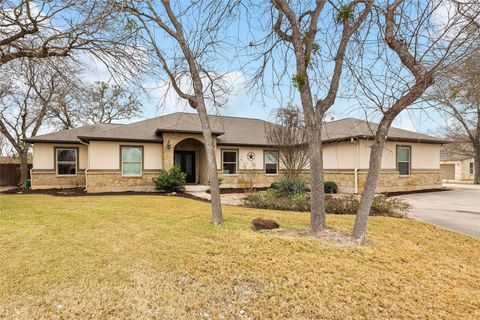 106 Fallow WAY Bastrop TX 78602
