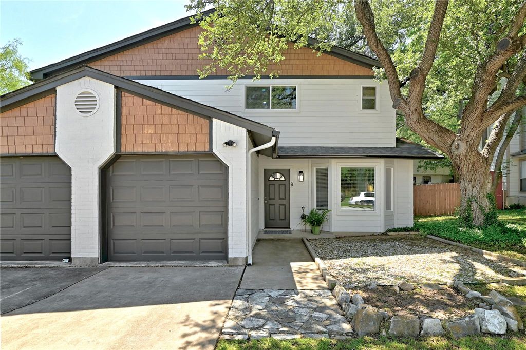 Photo of 2105 Kirksey DR #B, Austin, TX 78741 (MLS # 7204046)