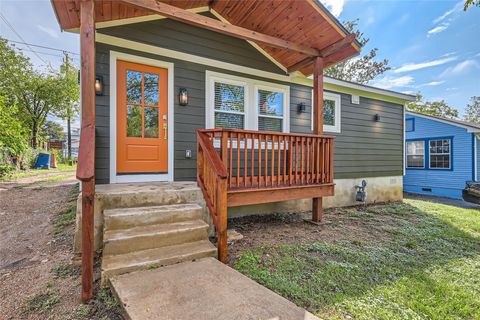 Photo of 2939 Higgins ST, Austin, TX 78722 (MLS # 9871446)