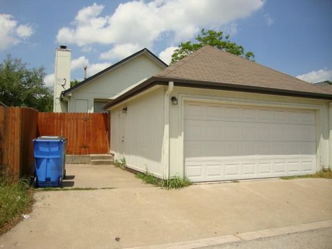 Tiny photo for 1007 Black Locust DR, Pflugerville, TX 78660 (MLS # 3608985)