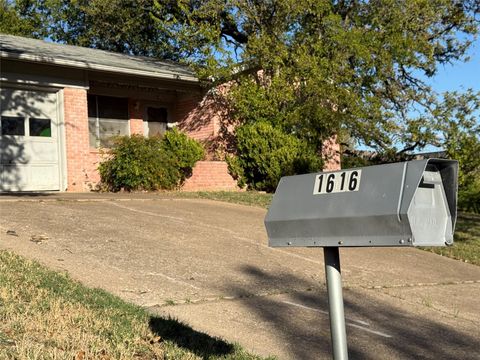 Tiny photo for 1616 Sunnyvale ST, Austin, TX 78741 (MLS # 4440246)