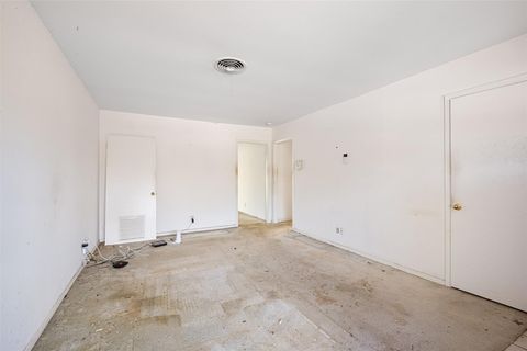 Tiny photo for 1616 Sunnyvale ST, Austin, TX 78741 (MLS # 4440246)