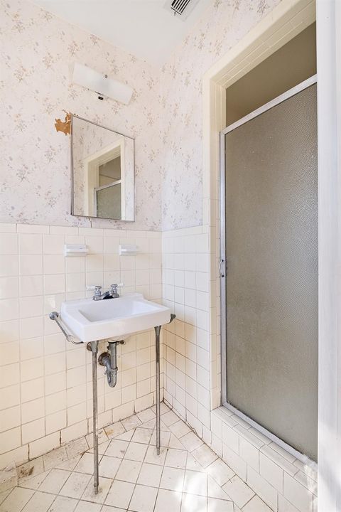 Tiny photo for 1616 Sunnyvale ST, Austin, TX 78741 (MLS # 4440246)