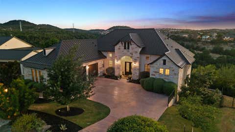 Photo of 321 Bisset CT, Austin, TX 78738 (MLS # 6097135)
