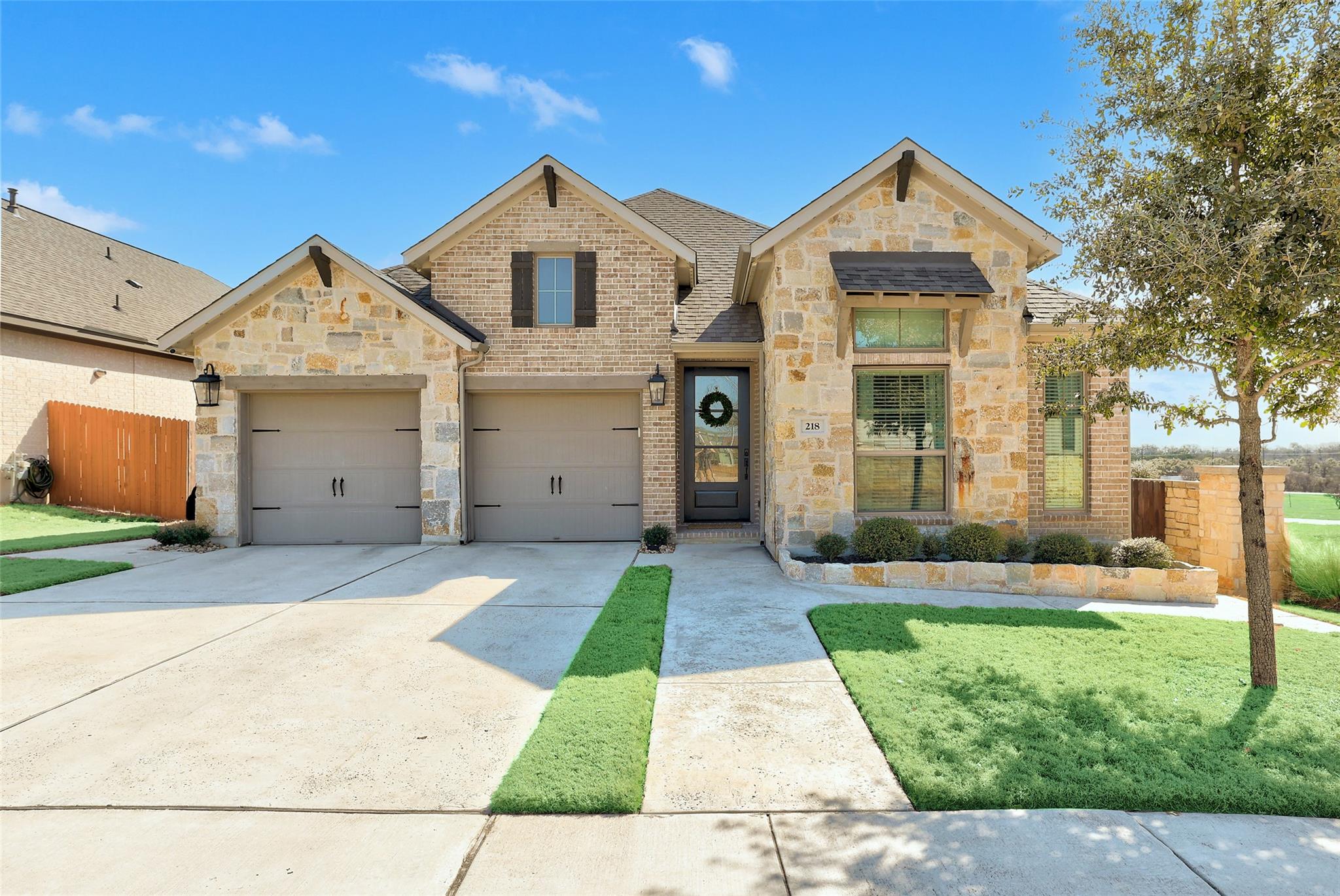 218 Carpenter Hill DR