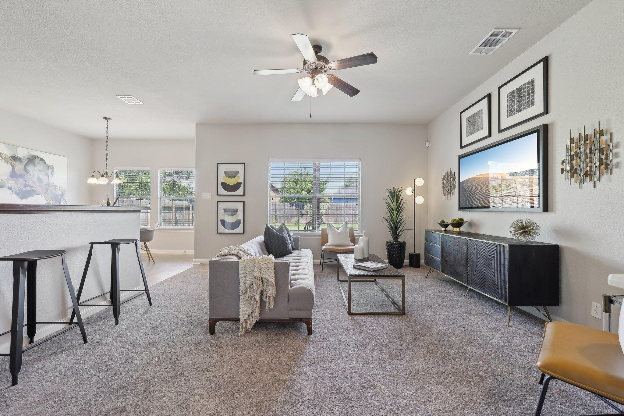1207 Tricia CV