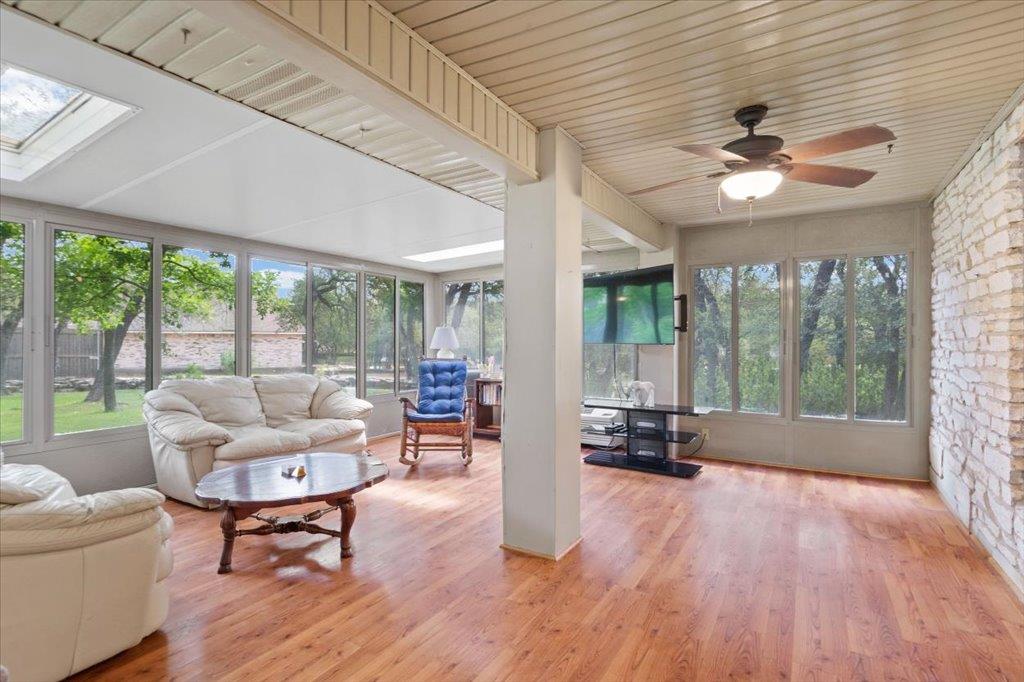 206 Buoy DR