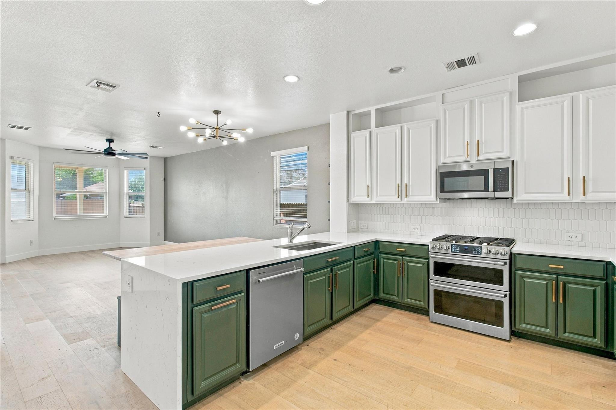231 Fletcher BND
