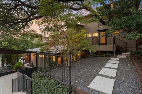 Tiny photo for 1118 Gillespie PL, Austin, TX 78704 (MLS # 7540817)