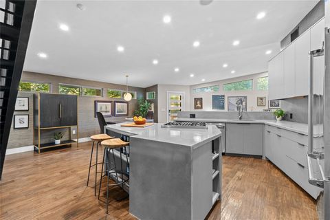Tiny photo for 1118 Gillespie PL, Austin, TX 78704 (MLS # 7540817)