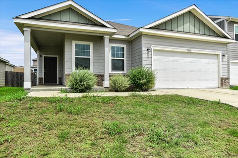 Photo of 14216 Jeannette Rankin RD, Manor, TX 78653 (MLS # 3571175)