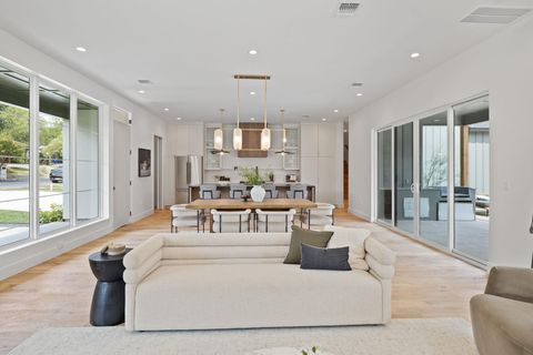 Tiny photo for 1416 Valleyridge DR, Austin, TX 78704 (MLS # 8539352)