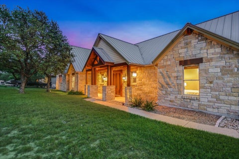 Photo of 409 Venture BLVD S, Point Venture, TX 78645 (MLS # 1473968)