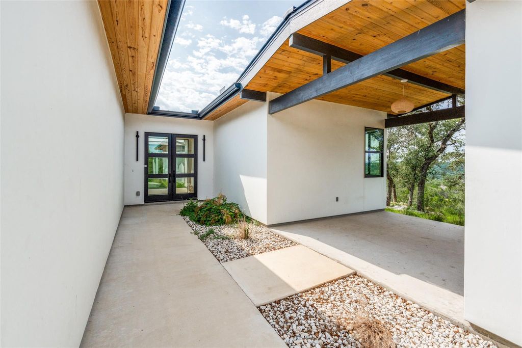 Photo of 1752 Demi John Bend RD, Canyon Lake, TX 78133 (MLS # 3133086)