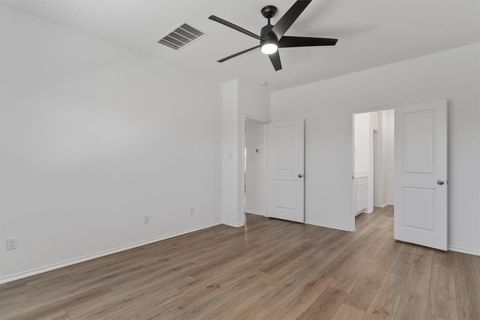 Tiny photo for 22913 Agave Grove DR, Lago Vista, TX 78645 (MLS # 6839390)