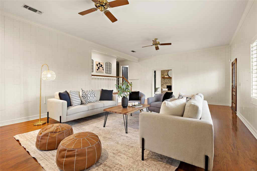 Photo of 901 LAUDER DR, Spicewood, TX 78669 (MLS # 8307301)