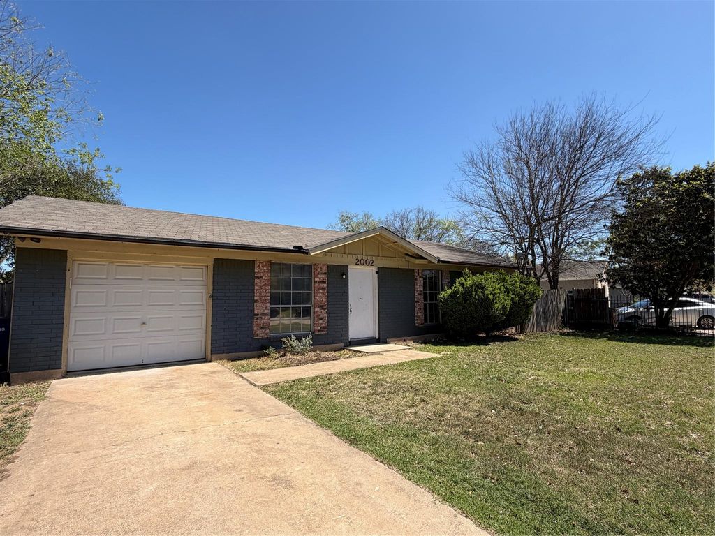 Photo of 2002 Covered Wagon PASS, Austin, TX 78744 (MLS # 4958743)