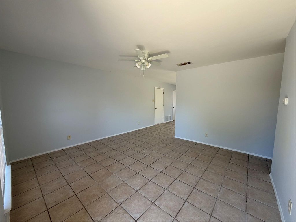 Photo of 2002 Covered Wagon PASS, Austin, TX 78744 (MLS # 4958743)