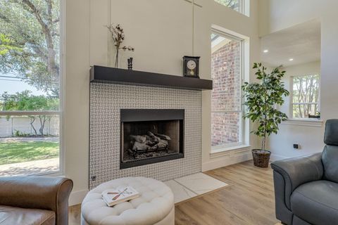 Tiny photo for 38 Cottondale RD, The Hills, TX 78738 (MLS # 4773568)