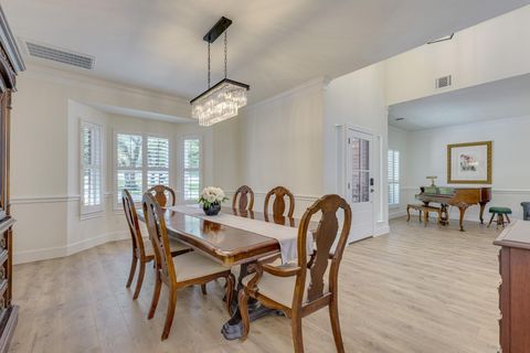 Tiny photo for 38 Cottondale RD, The Hills, TX 78738 (MLS # 4773568)