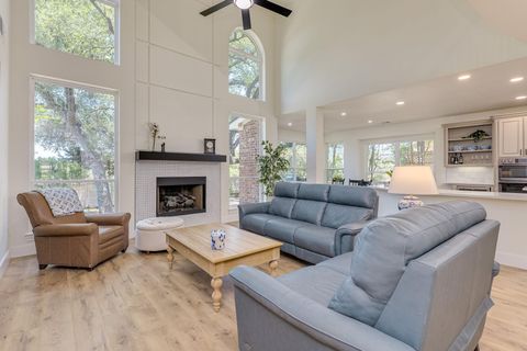 Tiny photo for 38 Cottondale RD, The Hills, TX 78738 (MLS # 4773568)