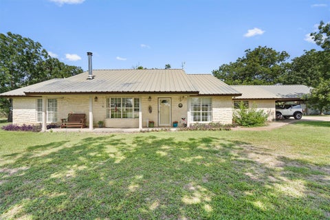 Photo of 1172 County Road 418, Thorndale, TX 76577 (MLS # 7606411)