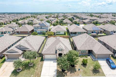 Photo of 170 Mount Ellen ST, Hutto, TX 78634 (MLS # 2844488)