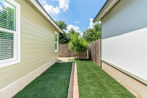Tiny photo for 5909 Kevin Kelly PL, Austin, TX 78727 (MLS # 5643919)