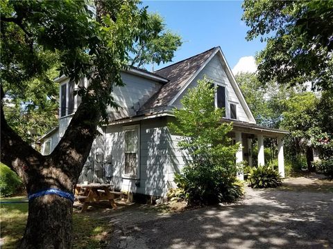 Photo of 3205 Guadalupe ST #A, Austin, TX 78705 (MLS # 3203593)