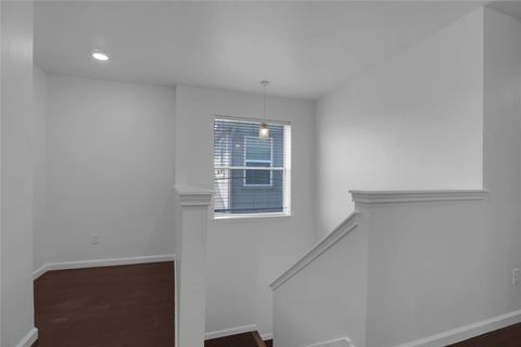 Tiny photo for 18801 Great Falls DR, Manor, TX 78653 (MLS # 3286663)