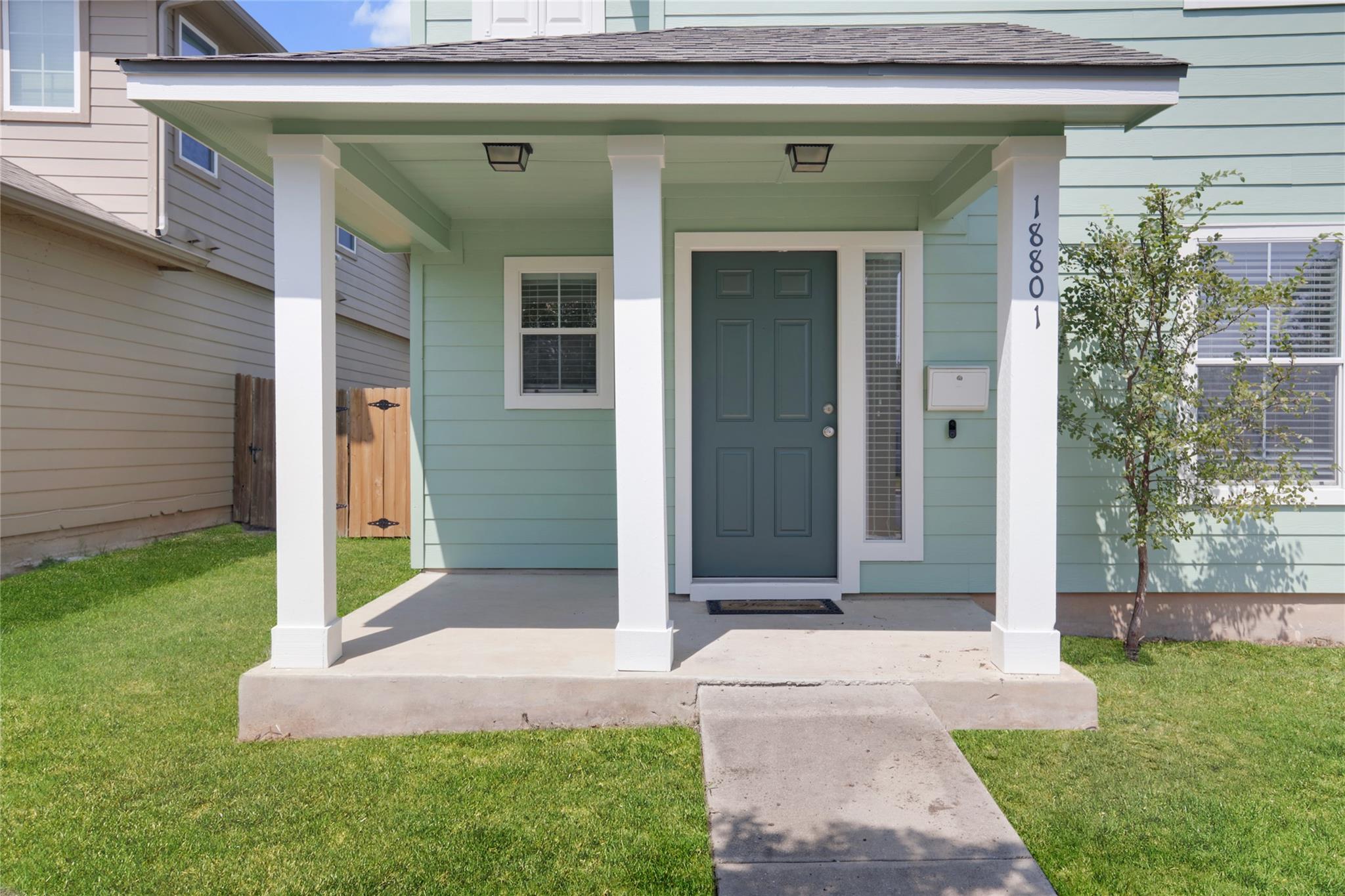 18801 Great Falls DR