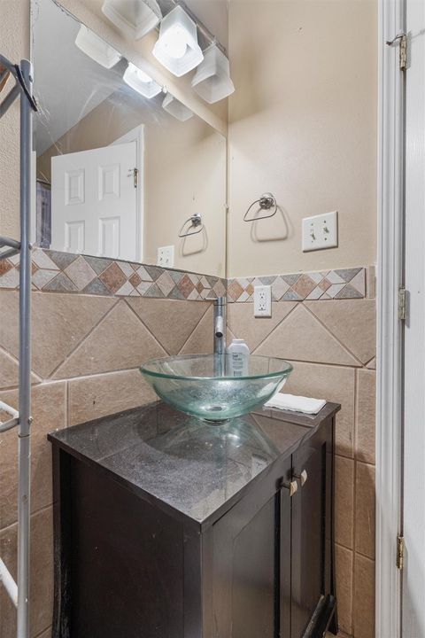 Tiny photo for 5507 Burgundy DR, Austin, TX 78724 (MLS # 6796442)