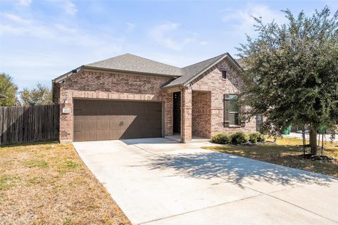 209 Ella Marie CIR Kyle TX 78640