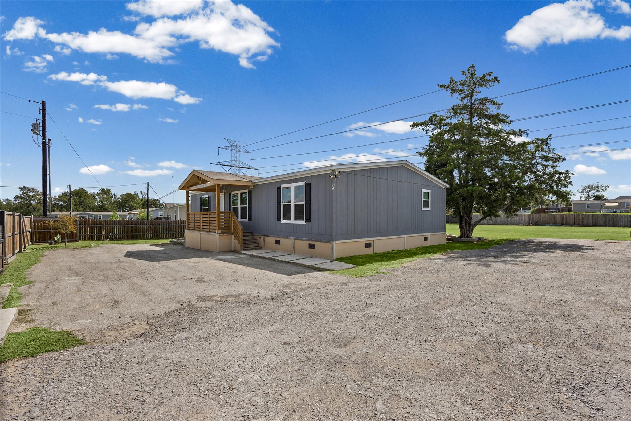 109 Zacate ST