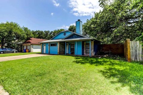 3811 Stonecroft DR Austin TX 78749